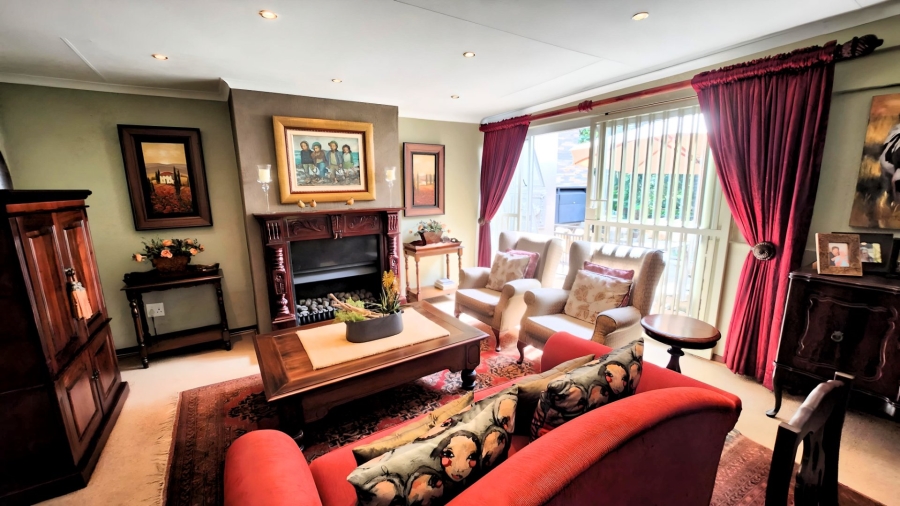 5 Bedroom Property for Sale in Doringkruin North West